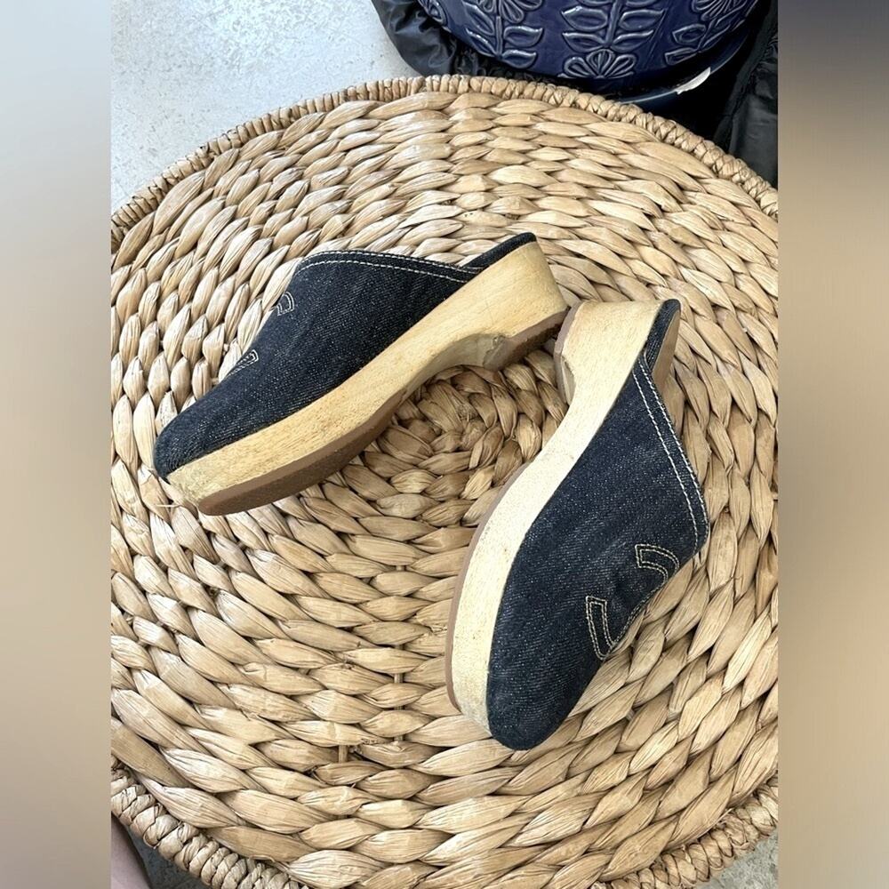 CHANEL Denim Clogs Miles size 35 5 - Picture 2 of 9
